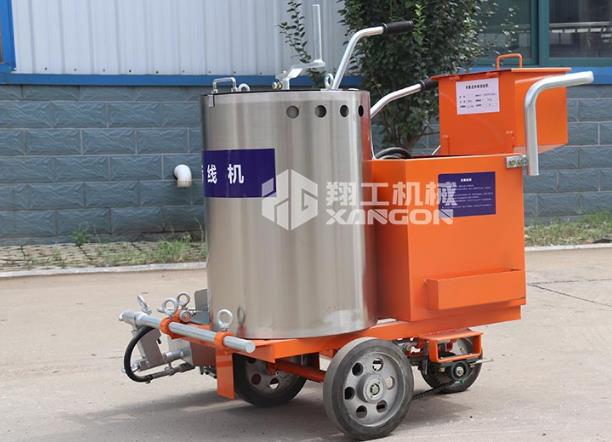 道路劃線(xiàn)機涂敷操作程序的注意事項
